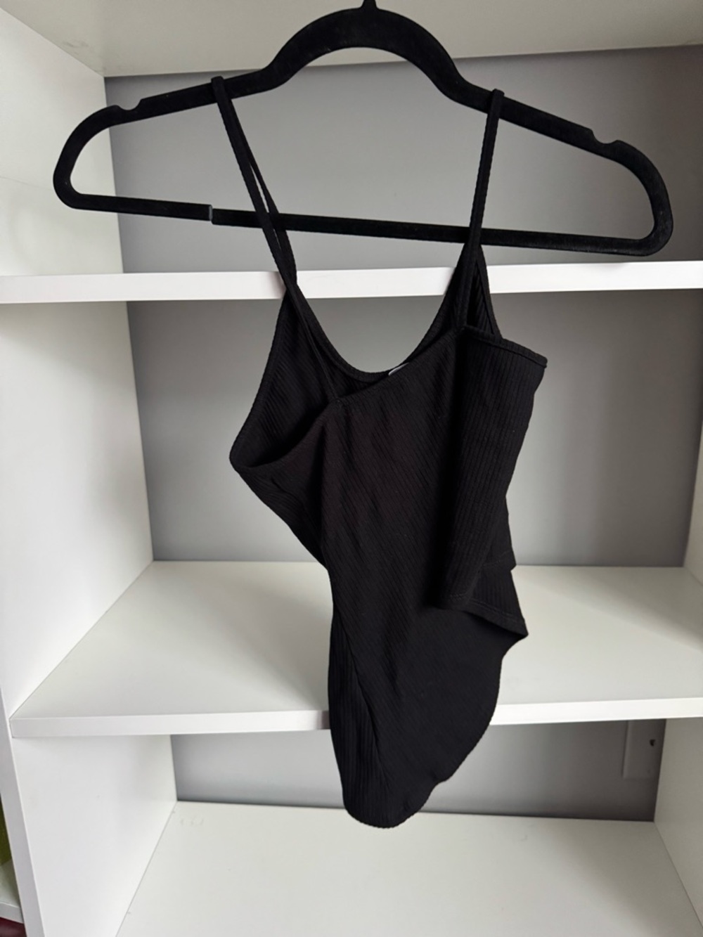 Reformation Ribbed Angle Tank Top - Picture 3 of 4